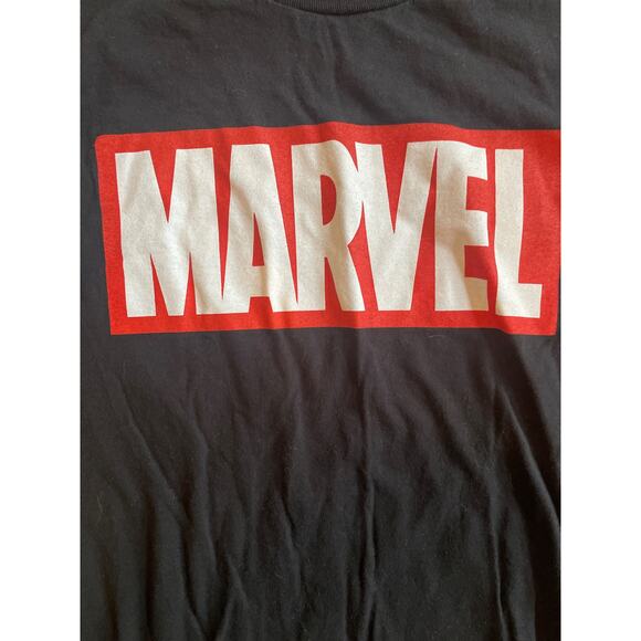 Men’s Medium MARVEL TShirt Black - Picture 2 of 5